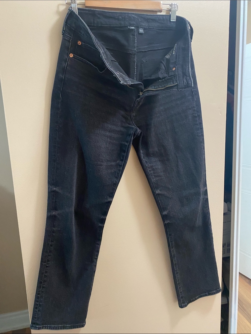 American Eagle Outfitters Black Men's Relaxed Jeans